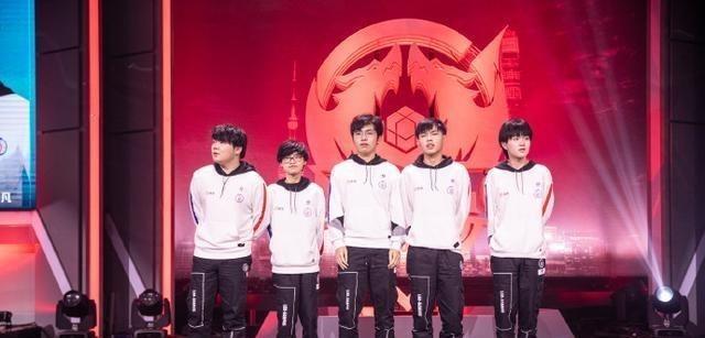 不敢大意 不敢大意