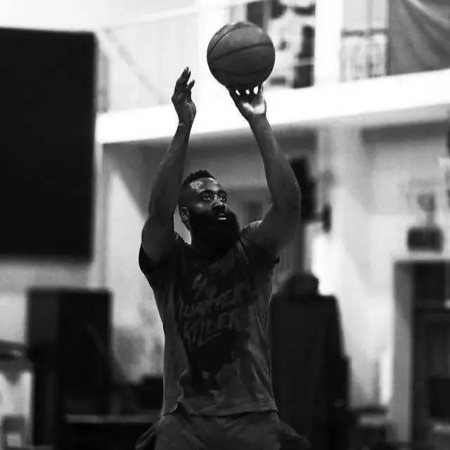 武磊以反越 武磊以反越